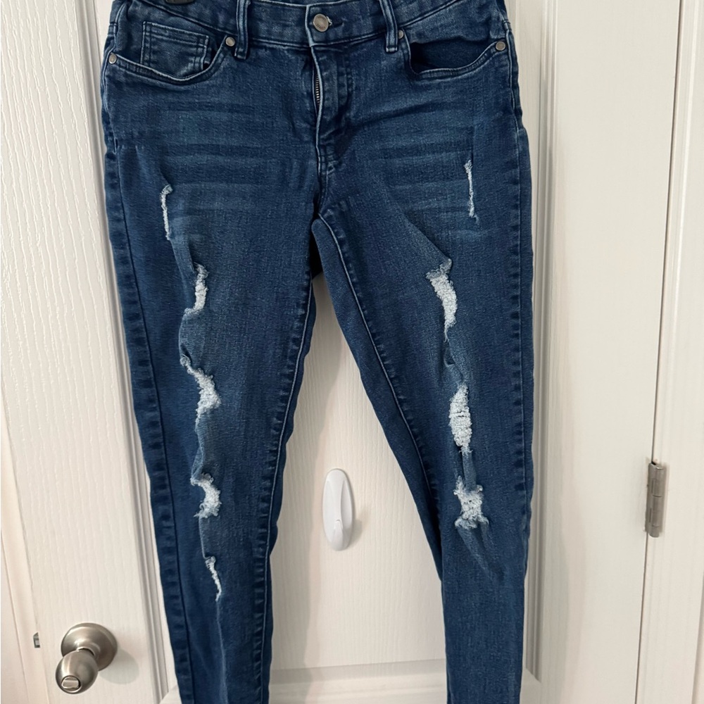 Women's Distressed Blue Jeans
